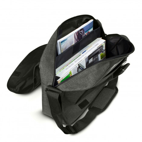 academy-messenger-bag - Image 3