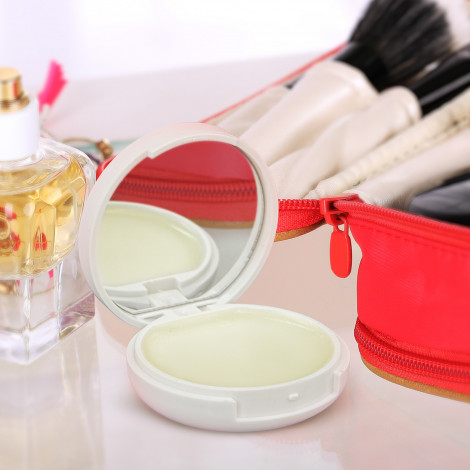 compact-mirror-and-lip-balm - Image 3