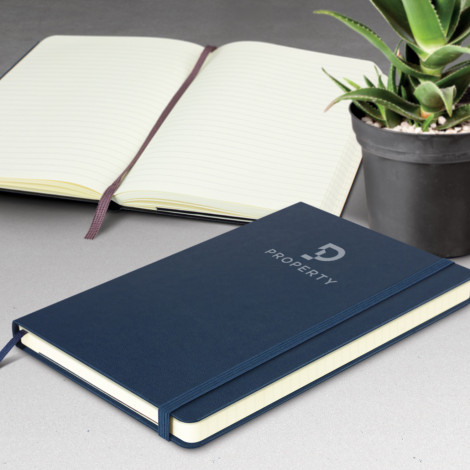 moleskine-classic-hard-cover-notebook-large - Image 19