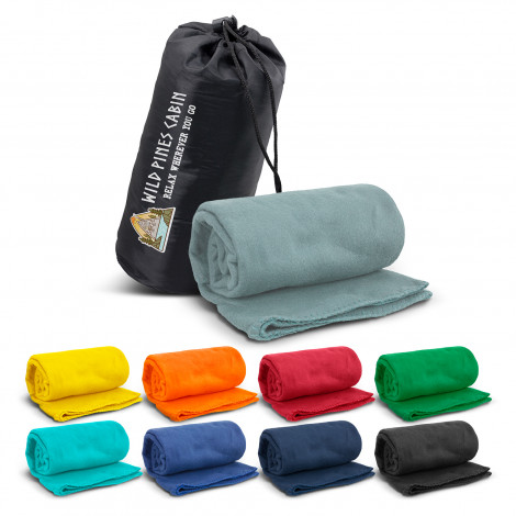glasgow-fleece-blanket-in-carry-bag
