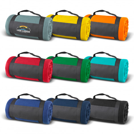 glasgow-fleece-blanket-with-strap