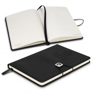 pierre-cardin-biarritz-notebook