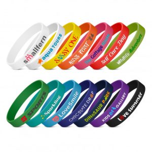 kids-silicone-wrist-band-debossed